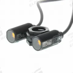 OMRON Photoelectric Sensor Set: M18 Threaded, Non-Terminated Cable, 10-30V DC, PNP (MPN E3FA-TP112M). Key specifications — DC Supply Voltage Rating: 10-30V DC; Brand: OMRON.