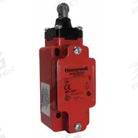 HONEYWELL Safety Interlock Switch: GSS Series, 2NO/2NC, Roller Plunger (MPN GSAA22C). Key specifications — Brand: HONEYWELL; Manufacturer Part Number: GSAA22C; Series: GSS; Terminal Connection Type: 1/2 in NPT Conduit.