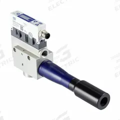 SCHMALZ Multistage Compact Ejector: 323 lpm, 1/4 in G Female, 1/2 in G Female, PNP/NPN/IO-Link, 1 NC (MPN 10.02.02.05827). Key specifications — attr123938: 10.02.02.05827; attr123959: 1 NC; attr123962: PNP/NPN/IO-Link; attr1047096: 2 mm; attr1047097: 5-Pole M12 Male.