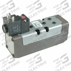 AVENTICS Solenoid Air Control Valve: Series CERAM, Single Solenoid, Five-Way / Two-Position, 110V AC (MPN R432006124). Key specifications — attr1076671: Internal Pilot; attr1076694: Spring Return; attr1076684: Non-Locking; attr1076708: 110V AC.