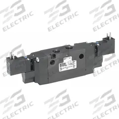 PARKER Solenoid Air Control Valve: B, Four-Way / Three-Position, Double Solenoid, 120V AC, Closed (MPN B551BB553C). Key specifications — attr1084833: Closed; attr1084839: DIN Solenoid Connector; attr1093196: Solenoid Coil Included; attr1084853: Internal Pilot; attr1084865: Non-Locking; attr1084872: Solenoid Air Control Valve; attr1084885: Double Solenoid; attr1084828: B551BB553C.