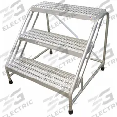 COTTERMAN Step Stool: 3 Steps, 1.7 ft Overall Ht, 500 lb Load Cap, Aluminum, 2.5 ft Standing Ht (MPN 4503N3232A3E10C50P1). Key specifications — Brand: COTTERMAN; Color: Gray.