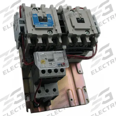 EATON Magnetic Motor Starter: Reversing, 3 Poles, NEMA Size 1, 27 A - Reversing Starters with Electronic Overloads