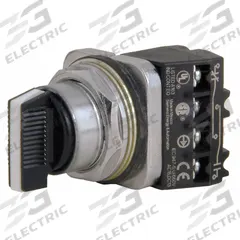 SIEMENS Selector Switch: 30 mm Panel Mounting Size, 3 Positions, Short Lever, 1NO/1NC, Metallic (MPN 52SA2CABA2). Key specifications — AC Contact Rating: 10 A @ 600 V; Action: Maintained/Maintained/Maintained; Cam: C; DC Contact Rating: 5 A @ 600 V; Hazardous Location Specification: Not Rated; Operator Head Material: Plastic; Operator Head Type: Short-Handled Knob; Operator Illumination: Non-Illuminated.
