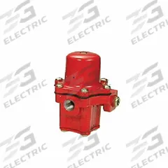 FISHER LPG Pressure Regulator: Lever-Acting Gas, 750,000 BtuH Gas Capacity, Aluminum, NPT x NPT (MPN 67CN-105). Key specifications — Brand: FISHER LPG; Body Material: Aluminum.