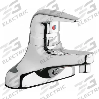 CHICAGO FAUCETS Low Arc Bathroom Faucet: 420, Cast Brass, Polished Chrome Finish - Centerset Handle Bathroom Faucets