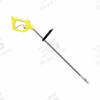 GUARDAIR Air Gun: Pistol-Grip Grip, Aluminum, 3/4 in Female NPT, 1 Nozzle(s), Straight, Focused (MPN F5072AA). Key specifications — attr1328526: Aluminum; attr1328500: Extension and Nozzle; attr1328508: GUARDAIR; attr1328515: No; attr1328533: Yes.
