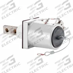 Single Pole Receptacle: White, Straight 45° Clevis Pin Mating, Two-Hole Bus Bar Termination, 1,135 A (MPN 49FR2-XW). Key specifications — Series: 49; Receptacle Gender: Female; Brand: LEVITON.