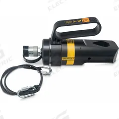 ENERPAC Hydraulic Nut Splitter, 50 ton: 1 3/4 in to 1 7/8 in Bolt Size Range, 20 cu in Oil Capacity (MPN NSH6575). Key specifications — attr96694: 1-3/4 in to 1-7/8 in; attr96695: 2-9/16 in to 2-15/16 in; attr98161: NSH6575; attr98871: ENERPAC.