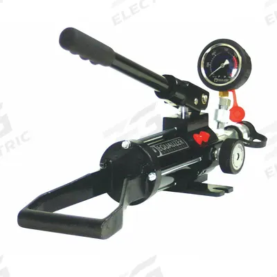 ENERPAC Hydraulic Hand Pump: 2 Stages, Single Acting, 197 psi Max. Pressure 1st Stage - Hand Pumps for Hydraulic Fluids with Gauge