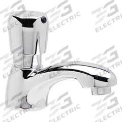 ZURN Low Arc Bathroom Faucet: AquaSpec®, Single-Post, Brass, Chrome Finish, 1 gpm Flow Rate, Spray (MPN Z86100-XL-MY). Key specifications — Brand: ZURN; Series: AquaSpec®; Includes: Mounting Hardware.