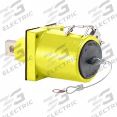 Single Pole Receptacle: Yellow, Straight 45° Clevis Pin Mating, One-Hole Bus Bar Termination (MPN 49FR1-XY). Key specifications — Series: 49; Receptacle Gender: Female; Brand: LEVITON.