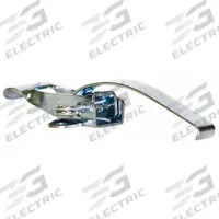 ECONOLINE Front Latch: For Use With 101691G-A/101694DG-A/101694G-A (MPN 411712). Key specifications — Compatible with Manufacturer Model Number: 101694G-A; Manufacturer Part Number: 411712; Brand: ECONOLINE; Product Type: Front Latch.