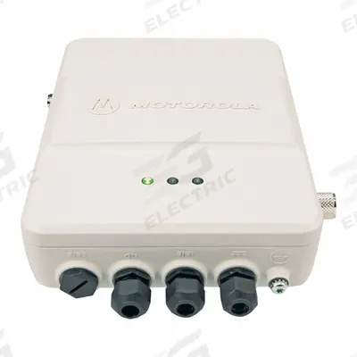 MOTOROLA Two Way Radio Repeater: UHF/VHF, 64 Channels, 136 MHz Min, 174 MHz Max - Repeaters
