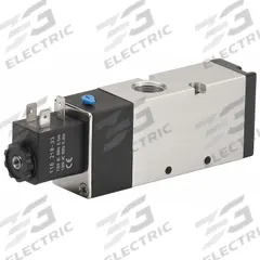 ARO Solenoid Air Control Valve: MaxAir, Three-Way / Two-Position, 120V AC, 1/2 in Female NPT (MPN M254SS-120-A). Key specifications — attr1092969: Non-Locking; attr1086920: M254SS-120-A; attr1092977: Spring Return.
