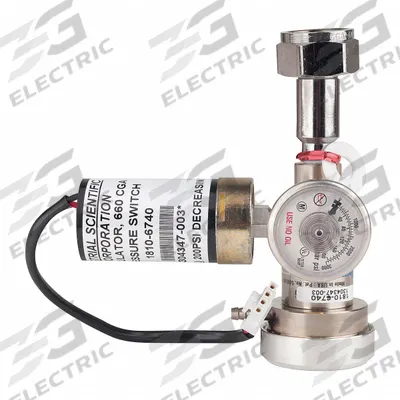 INDUSTRIAL SCIENTIFIC Gas Cylinder Regulator: Gas Regulator, Switch, Stainless Steel - Accessories for Portable Gas Detection Calibration