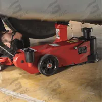 AMERICAN FORGE & FOUNDRY Auto Jacks: Steel, Handle, Air/Hydraulic, 2 ton Load Capacity, Trucks (MPN 547SD). Key specifications — Brand: AMERICAN FORGE & FOUNDRY; Lifting Actuator: Handle; Body Material: Steel.