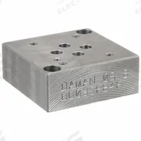 PARKER Subplate Bottom Port: 5,000 psi Max Pressure, D03 NFPA Size, Ductile Iron, 2.5 in Overall Ht (MPN SPD22NS35). Key specifications — Body Material: Ductile Iron; Brand: PARKER; NFPA Size: D03; Port Connection Type: NPT.