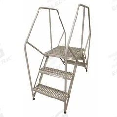 COTTERMAN Crossover Ladder: 2.5 ft Platform Ht, Steel, Serrated, 350 lb Load Capacity - Max, 3 Steps (MPN 3PC24A3B1C1P6). Key specifications — Brand: COTTERMAN; Color: Gray.