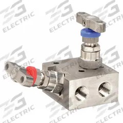 PARKER Instrumentation Manifold Valve: 316 Stainless Steel, 1/2" FNPT, 1/2" FNPT, 6,000 psi Pressure (MPN HALS2V). Key specifications — Brand: PARKER; Drain: 1/4" FNPT; Inlet Connection: 1/2" FNPT; Outlet Connection: 1/2" FNPT.