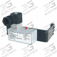 HEDLAND Flow Switch: Paddle, 32°F to 158°F, 32°F Media Temp (Min), 158°F Media Temp (Max), NPT, NPT (MPN H526-004). Key specifications — Flow Switch Type: Paddle; Set Point Configuration: Adjustable; Switch Position: Normally Open; Brand: HEDLAND; Contact Rating (AC): 0.5 A @ 125V; Contact Rating (DC): 1 A @ 30V.