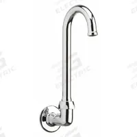 CHICAGO FAUCETS Spout: Spout, Gooseneck, Swivel Spout, Brass, Polished Chrome, Laminar, UNEF (MPN 629-ABCP). Key specifications — Includes: Mounting Hardware; Product Type: Spout; Spout Style: Swivel; Body Material: Brass; Color/Finish: Polished Chrome; Brand: CHICAGO FAUCETS.
