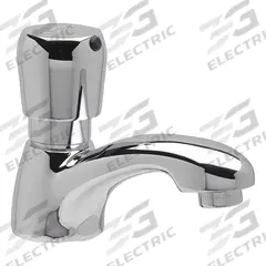 ZURN Low Arc Bathroom Faucet: AquaSpec®, Single-Post, Brass, Chrome Finish, 0.5 gpm Flow Rate, Spray (MPN Z86100-XL-3M-MY). Key specifications — Brand: ZURN; Series: AquaSpec®.