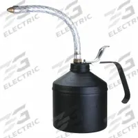 WESTWARD Oiler: Lever Operator, 32 fl oz Overall Capacity, Flex, 9 in Spout Lg (MPN 21EM27). Key specifications — Brand: WESTWARD; Includes: Pump Body; Spout Type: Flexible.