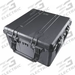 PELICAN Protective Case: 24 in x 23 3/4 in x 12 7/8 in Inside, No Foam, Black, 4 Wheels, 34 lb Wt (MPN 1640-001-110). Key specifications — Handle Style: Folding; Brand: PELICAN; Case Closure Type: Double Throw.