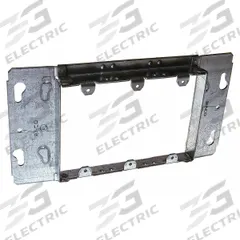 RACO Electrical Box Cover: Blank, 3/4 in Raised Ht, Steel, 8.88 in Overall Lg, 4.5 in Overall Wd (MPN 822). Key specifications — Brand: RACO; Material: Steel; Cover Design: Blank.