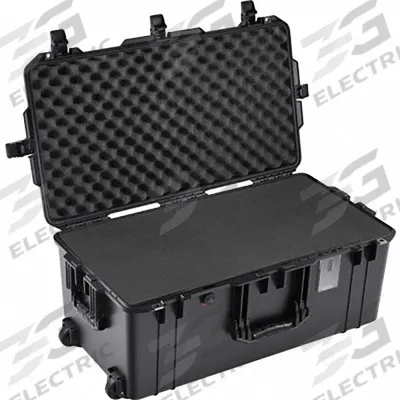 PELICAN Protective Case: 14 1/8 in x 28 1/8 in x 11 3/4 in Inside - Lightweight Suitcase-Style Cases