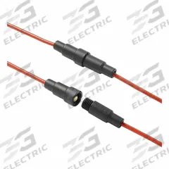 LITTELFUSE In-Line Fuse Holder: Non-Rejection Block Style, 1 Pole, 350 V AC Rating, Wire Leads (MPN 150274U). Key specifications — Compatible Fuse Series: 5x20mm; Brand: LITTELFUSE.