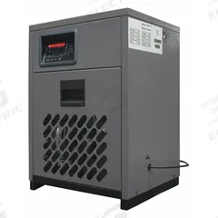 SPEEDAIRE Refrigerated Air Dryer: ISO Class 4, 35 cfm, 115V AC, 3/4 in NPT, 40°F Dew Point, 0.42 kW (MPN RNC-0035). Key specifications — attr109787: 115V AC; attr109807: RNC; attr109762: SPEEDAIRE.