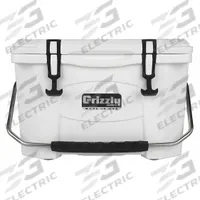 GRIZZLY COOLERS Marine Chest Cooler: White, 24 Cans, 20 qt Cooler Capacity, 4 day Ice Retention (MPN 4400006). Key specifications — Brand: GRIZZLY COOLERS; Drain Plug: Not Included; Wheels Included (FILTER): No.