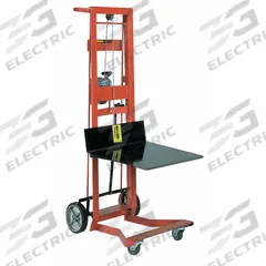 WESCO Platform Lift Truck: 750 lb, 5 3/4 in to 54 in, Steel, 30 in L x 22 in W Platform, Hand Winch (MPN 260022). Key specifications — attr1357334: WESCO; attr1357306: (2) Axle-Mounted.