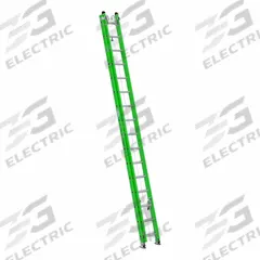 WERNER Extension Ladder: 32 ft Ladder Size, Fiberglass, 375 lb Load Capacity, 64 lb Wt, 2 Sections (MPN B7132-2X9085). Key specifications — Color: Green; Brand: WERNER; Included Features: Rope and Pulley; Removable Fly: Removable.