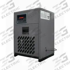 SPEEDAIRE Refrigerated Air Dryer: ISO Class 4, 125 cfm, 115V AC, 1 1/2 in NPT, 38°F Dew Point, RNC (MPN RNC-0125). Key specifications — attr109787: 115V AC; attr109807: RNC; attr109762: SPEEDAIRE.