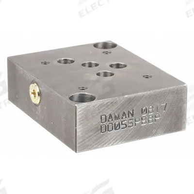 Parker Subplate Bottom Port: 5,000 psi Max Pressure, D05 NFPA Size, Ductile Iron - Valve Subplates