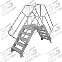 COTTERMAN Crossover Bridge: 4 ft Platform Ht, Steel, 500 lb Load Capacity, Serrated, 6 Steps, Steel (MPN 6SCS36A3C1P3). Key specifications — Brand: COTTERMAN; Color: Gray; Tread Type: Serrated.