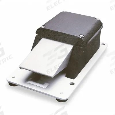 LINEMASTER Foot Switch: Classic IV Series, 1 Pedals, Momentary - Single-Pedal Foot Switches