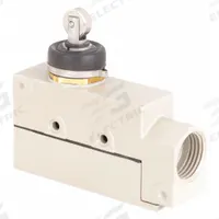 OMRON Roller Plunger Limit Switch: Roller Plunger, Metallic, Momentary, ZE (MPN ZE-N22-2S). Key specifications — attr1019632: OMRON; attr1019639: Screw Terminals; attr1019655: Stainless Steel; attr1023447: ZE.