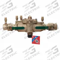 WATTS Backflow Preventer: LF009, Std Configuration, Bronze, 1 1/4 in Pipe Size, FNPT, 33°F – 180°F (MPN 1-1/4 LF009M2-QT). Key specifications — Shut-Off Valve Type: Ball Valve; Connection Type: FNPT.