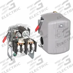 TELEMECANIQUE SENSORS Air Compressor Switch: Std, 70 psi – 150 psi, 1/4" FNPS, Diaphragm Actuator (MPN 9013FHG12J52M1). Key specifications — attr1027655: Diaphragm; attr434202: TELEMECANIQUE SENSORS; attr1027685: 1/4" FNPS; attr1027686: Standard; attr1027690: Auto/Off.