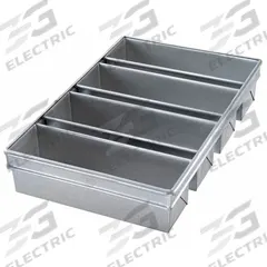 CHICAGO METALLIC Pullman Bread Pan: Aluminized Steel, 4 Slots, 13 3/4 in Overall Wd, 4 in Overall Dp (MPN 44685). Key specifications — Pan Style: Pullman Bread Pan; Brand: CHICAGO METALLIC; Color: Silver; Material: Aluminized Steel; NSF Certified: No; Number of Slots: 4.