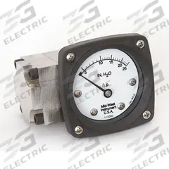 MIDWEST INSTRUMENT Differential Pressure Gauge: Back, 1/4 in NPT Female, Model 142, 2 1/2 in Dial (MPN 142-SA-00-OO-25H). Key specifications — Sensor Type: Diaphragm; Series: Model 142; Housing Material: 316 Stainless Steel; Certificate of Calibration: Not Included.