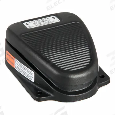 LINEMASTER Foot Switch: AirVal Clipper Series, 1 Pedals, 3-Way - Pneumatic Single-Pedal Foot Switches