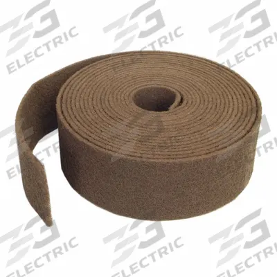 NORTON Non-Woven Roll: 4 in W x 30 ft L, Aluminum Oxide, Medium, Tan, Bear-Tex 740 - Heavy-Duty Surface-Conditioning Rolls for All Metals