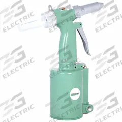 SPEEDAIRE Air Riveter: 9/16 in Stroke Lg, 1,940 lbf Pulling Force, 1/4 in Female NPT (MPN 3CRH4). Key specifications — attr1320930: NPT; attr1320934: Yes; attr1320955: SPEEDAIRE.