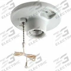 LEVITON Lampholder: Lamp Holder, Medium Screw (E26), 4 in Overall Lg, 660 W Watt, 250V AC Volt (MPN 29816-C). Key specifications — attr234509: Medium Screw (E26); attr234515: 250V AC; attr327041: Lamp Holder; attr239872: LEVITON; attr234516: White.