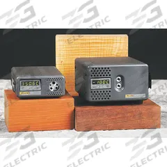 FLUKE Drywall Temperature Calibrator: 95°F to 707°F /35°C to 375°C, 95°F to 707°F /35°C to 375°C (MPN 9100S-B-156). Key specifications — Stability: +/-0.1°C at 100°C; For Stem Diameter: 0.375; Brand: FLUKE.